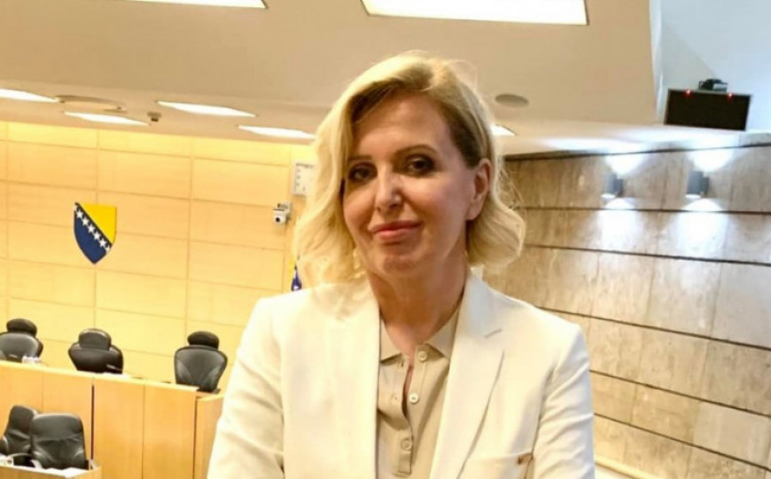Hastor je u maju 1992. godine zarobljen od strane tadašnjih vojnih srpskih formacija na području Vogošće i odveden u logor „Sonja“
